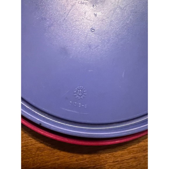 Tupperware Replacement Butterfly Lids #3131B - Butterfly Tab - Picture 4 of 5